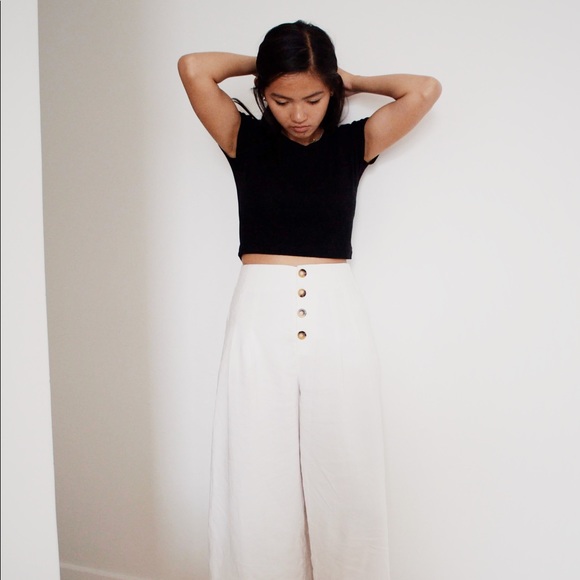 Meet your Posher, Jackie - Picture 1 of 2